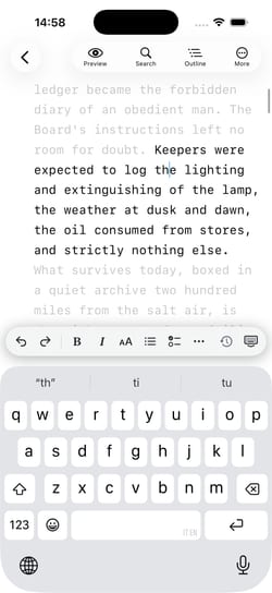Der Fokusmodus auf dem iPhone: der Satz, den du gerade schreibst, bleibt hell, der Rest tritt zurück.